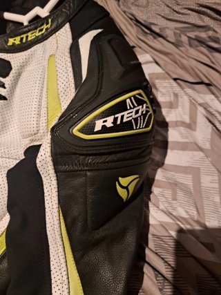 Mono R-Tech Moto Carretera Negro/Blanco/Amarillo