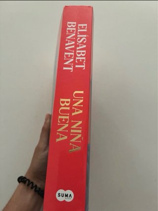 Libro Una niña Buena. Elisabet Benavent