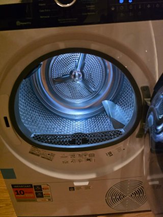Secadora Whirlpool 9kg 6th Sense como nueva