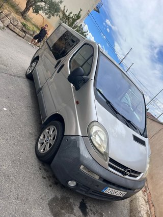 Opel Vivaro 2006