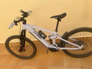 Bicicleta Eléctrica Cube Stereo One44 800 2025
