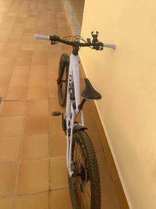 Bicicleta Eléctrica Cube Stereo One44 800 2025