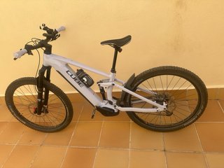 Bicicleta Eléctrica Cube Stereo One44 800 2025