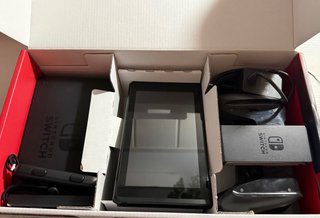 Nintendo Switch Negra Completa