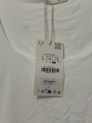 Camiseta Zara sin mangas blanca