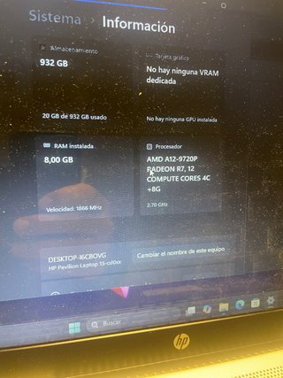 Portátil HP AMD A12 8GB RAM 1TB hdd