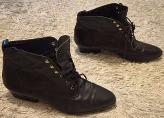Botines negros cordones talla 38