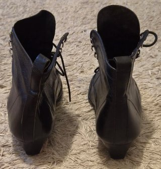 Botines negros cordones talla 38