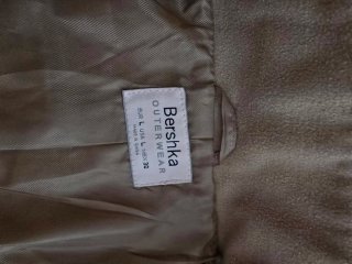 Casaco Bershka bege