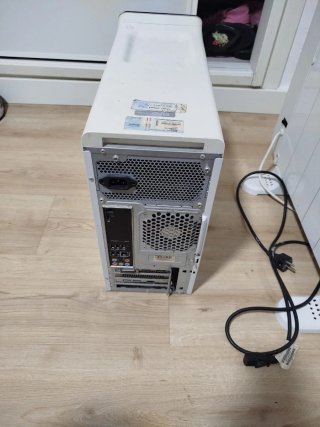 Ordenador Intel i7 12GB RAM Tarjeta Gráfica