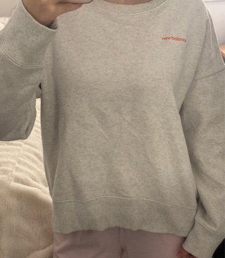 Sudadera New Balance Gris