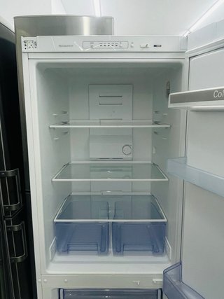 Nevera blanca marca Balay con garantía transporte.