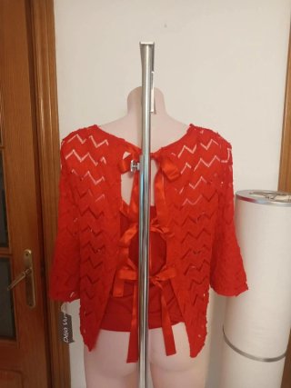 Top calado rojo Laura Jiménez NUEVO Talla L