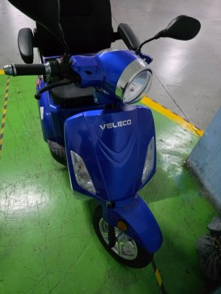 VELECO Scooter movilidad reducida 25km