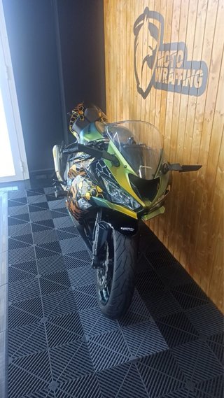 Kawasaki ZX-6R KRT