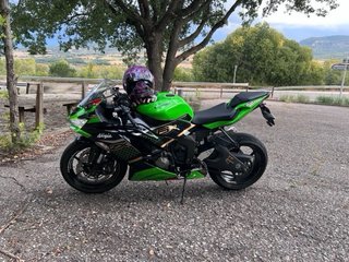 Kawasaki ZX-6R KRT