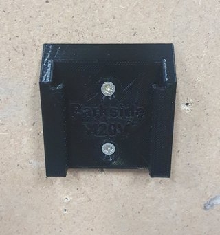 PARKSIDE 20 V –6 Soportes rectos para baterías