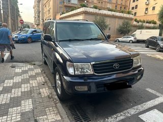 Toyota Hdj 100 2000