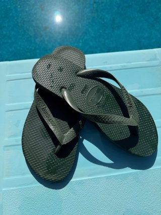 Havaianas Verde Oliva talla 39/40