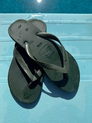 Havaianas Verde Oliva talla 39/40