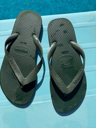 Havaianas Verde Oliva talla 39/40