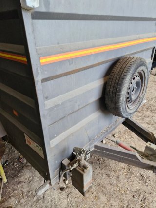 Remolque ALE doble eje caja cerrada y basculante