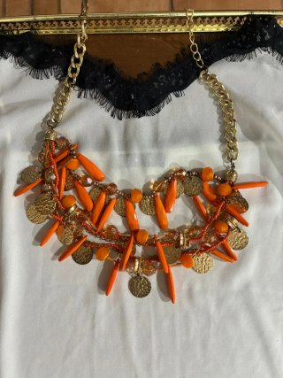 Collare donna dorato e arancione