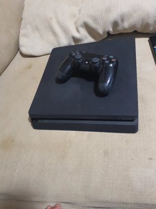 PS4 (PlayStation 4) Negra