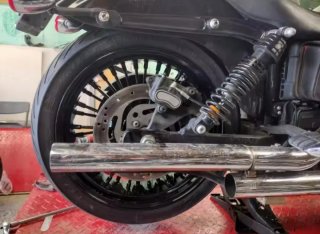 Llanta Harley-Davidson Dyna Fat Bob, 17 pulgas