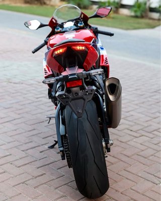 Honda CBR 1000 RR-R SP