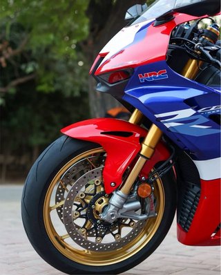 Honda CBR 1000 RR-R SP