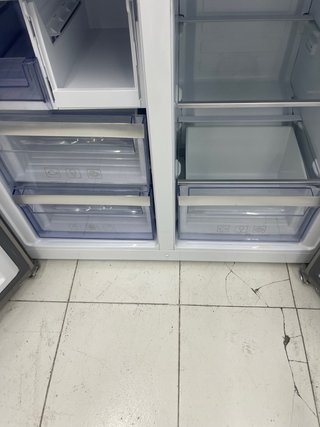 Nevera Americana Beko con garnatia transparente