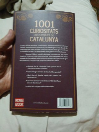 1001 curiositats dels pobles de catalunya