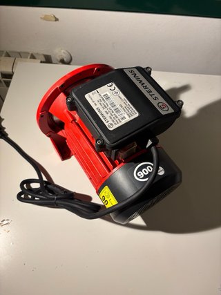 Bomba de superficie automática Sterwins 900