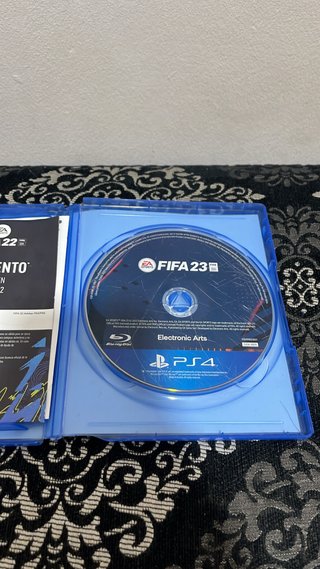 FIFA 23 PS4 + Call of Duty