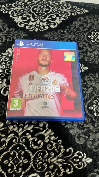 FIFA 23 PS4 + Call of Duty