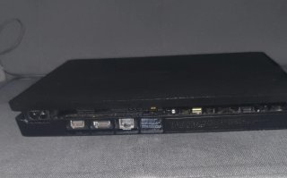 PS4 Slim de 500gb + 2 juegos (sin mando)