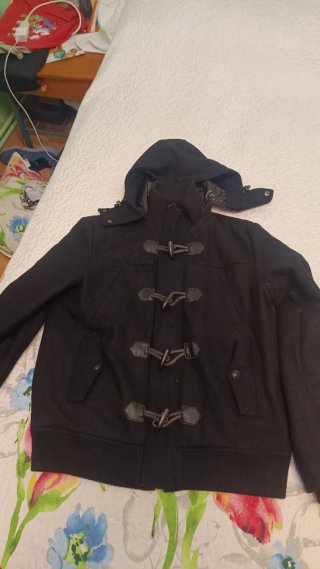 Parka hombre negra con capucha