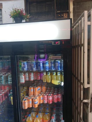 Nevera expositora de bebidas 2 puertas De cristal