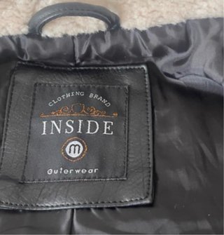 Chaqueta Beige y Negra