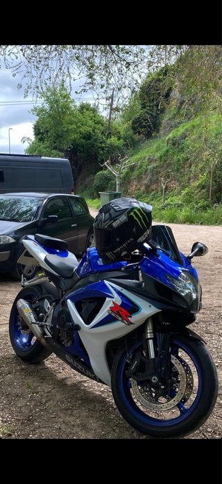 Suzuki GSXR 600 K6 (limitada papeles)