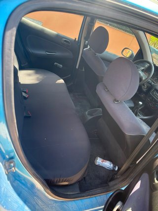 Peugeot 206 2001