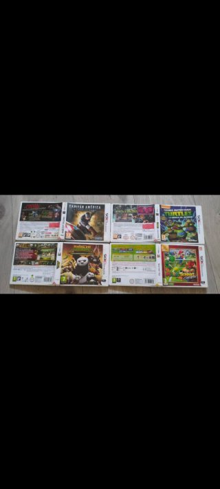 Nintendo 2DS Nero/Blu + 4 Giochi