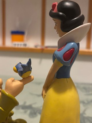 Figura Blancanieves/Mudito .Grande resina. Disney