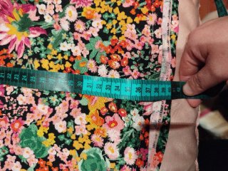 Falda corta floral H&M Talla L Minifalda floral