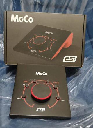 Controller passivo per monitor da studio Esi Moco
