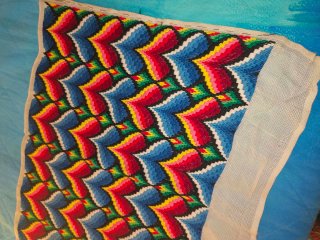 Telo ricamato vintage multicolore 60x53 cm.