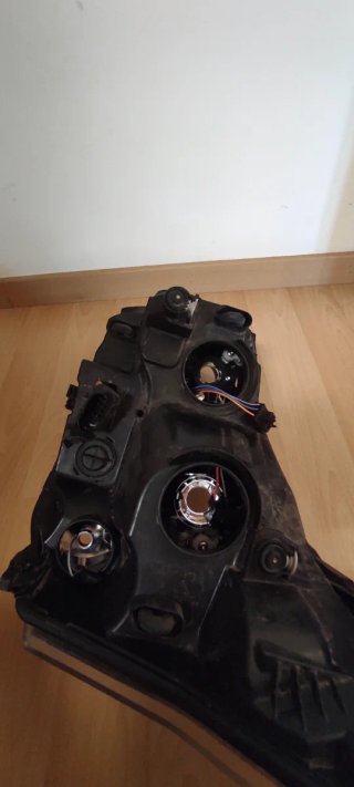 FARO IZQUIERDO FORD TRANSIT 2014