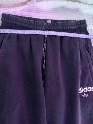 Pantalón chándal Adidas negro