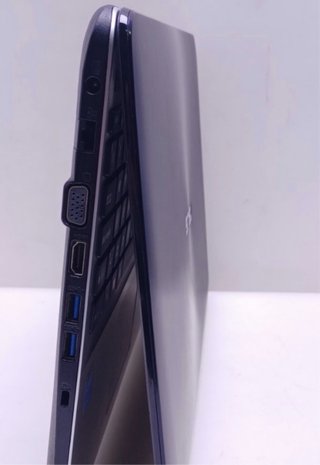 Portátil Asus i5 8GB RAM 500GB + Teclado y mochila